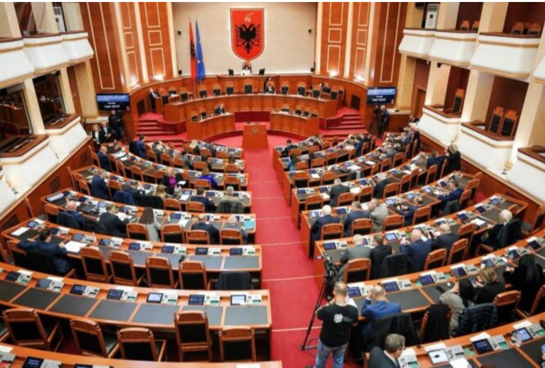 Tërmeti politik në PS! Majko, Kodheli dhe ‘ushtarët’ e Veliajt jashtë – kush po përgatitet për postet e qeverisë?