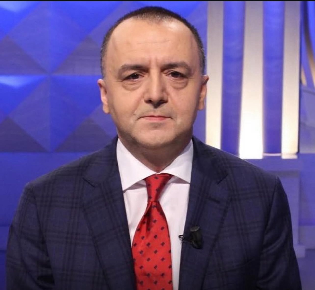 Lajmi që tronditi vendin: Artan Lame nuk ka vdekur, por ndodhet në koma cerebrale – deklarata e dhimbshme e Fevziut
