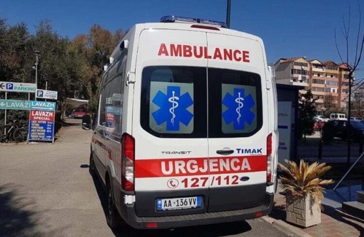 E fundit: Ndodh në ditë Bajrami, qeIIohet me a*më drejt çiftit të bashkëshortëve!