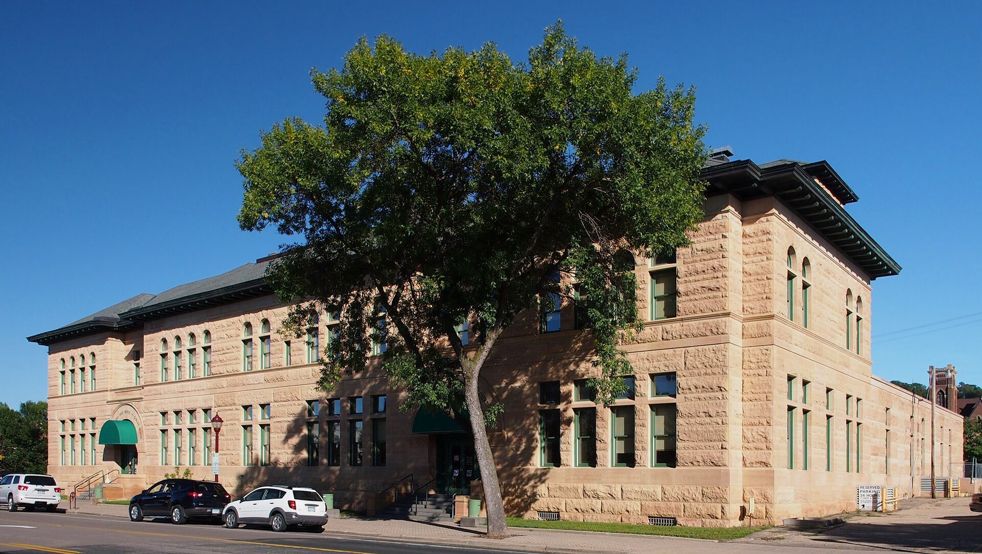 Federal courthouse building